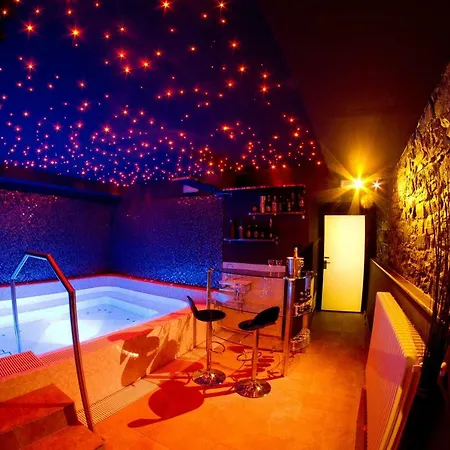 New Emotion Τεργέστη