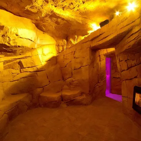 Πανσιόν New Emotion Τεργέστη