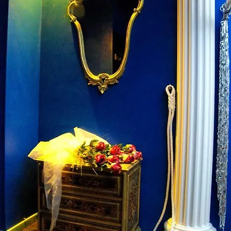 New Emotion Guest house *